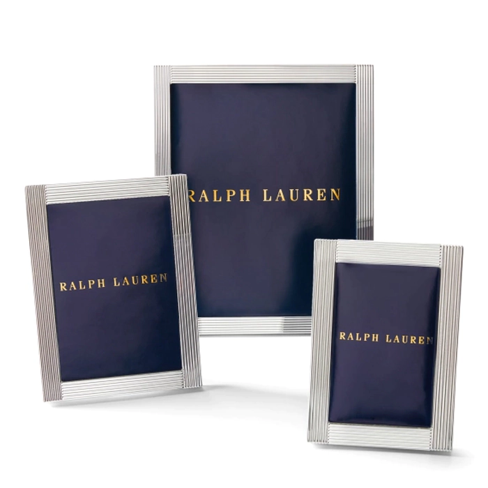 LUKE's photo frame is silver-plated, large
